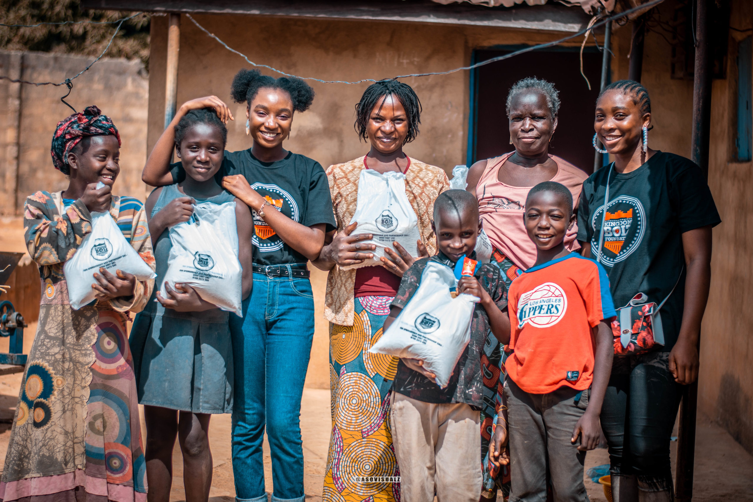 Kingdomboiz Foundation Gives Food Items To A Community In Kaduna (Photos)